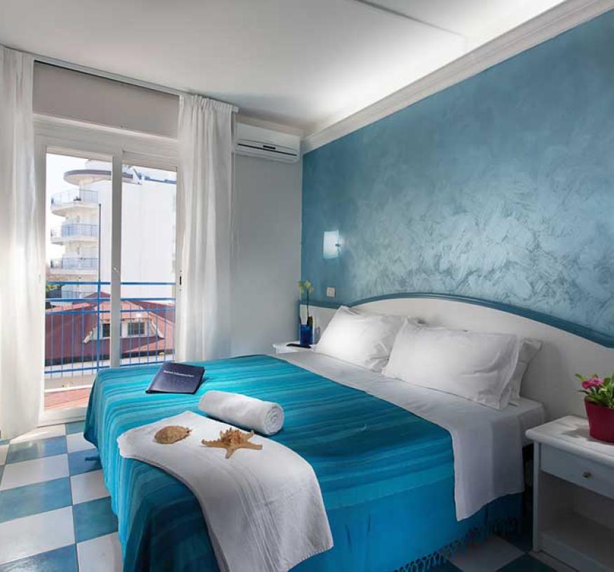 hotellidoeuropa en rooms-air-conditioning-lido-europa 013
