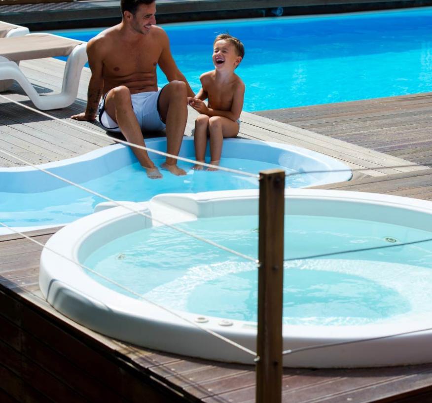 hotellidoeuropa de hotel-pool-riccione 007